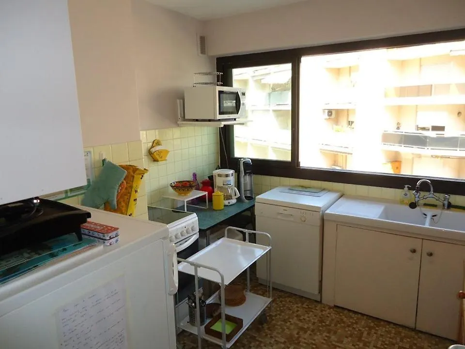 Bel Appartement 2 Pieces Proche Plages Et Commerces Cavalaire-sur-Mer 0*,  France